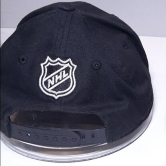 Bundle Of Sports Hats Beanie Baseball Cap NHL MLB Toronto Maple Leafs Blue Jays - Picture 6 of 12